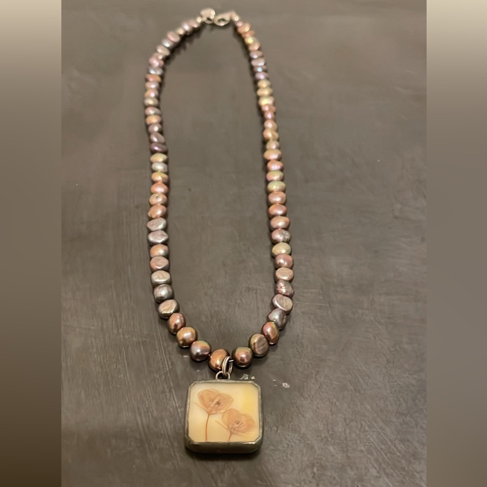 Flower necklace